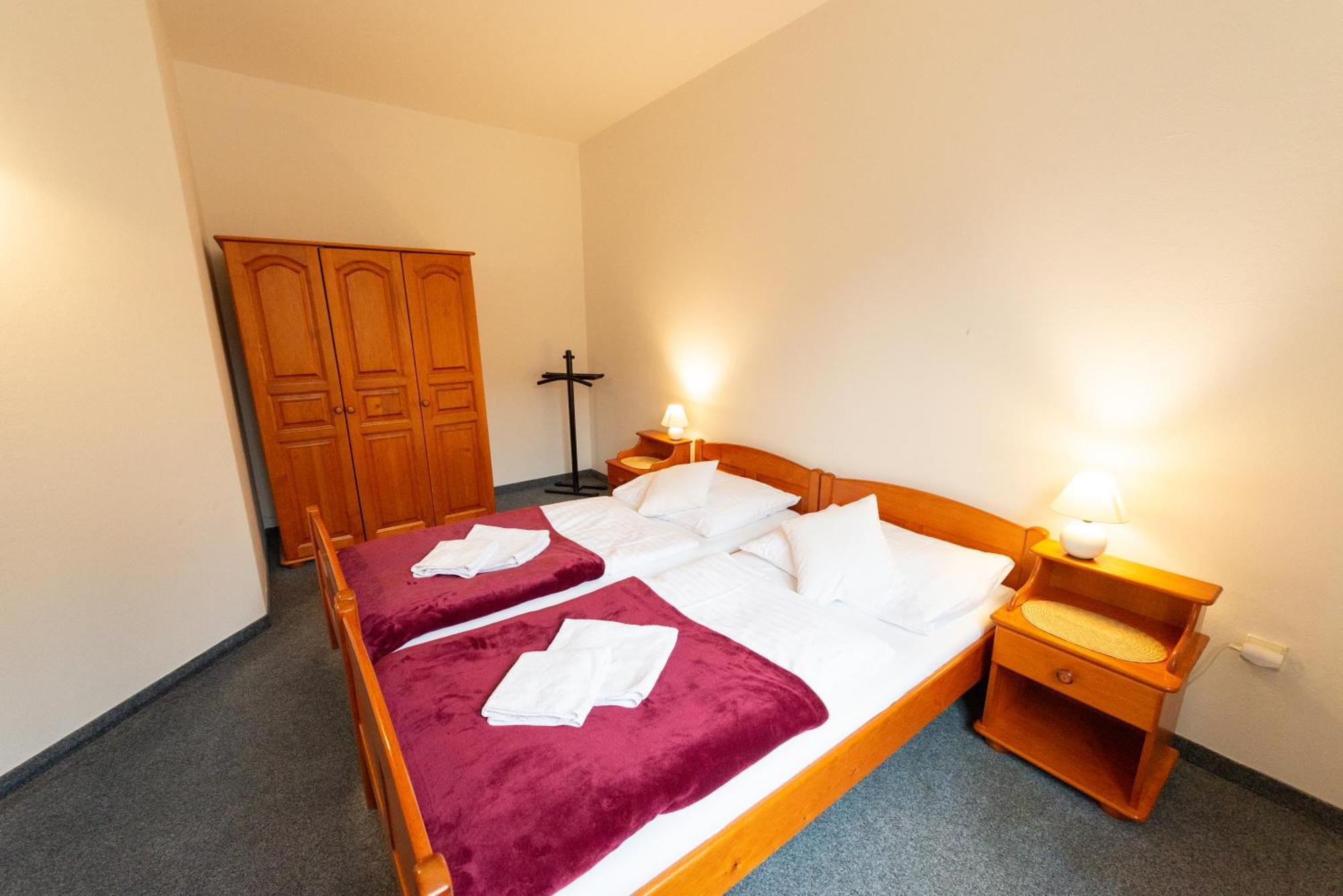 Pension Najdek Žďár nad Sázavou Exteriör bild