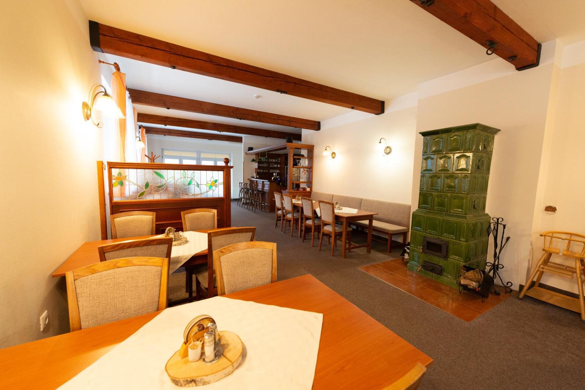 Pension Najdek Žďár nad Sázavou Exteriör bild